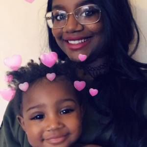 Meet your Posher, Khaila